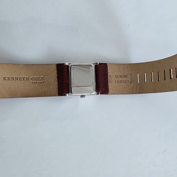 KENNETH COLE WATCH! - Picture 10 of 15